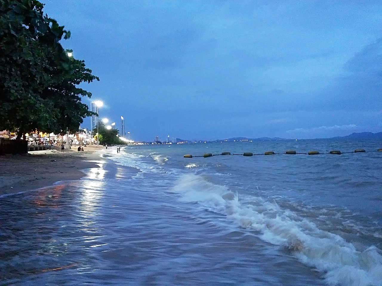 หาดจอมเทียน พัทยา ชลบุรี
